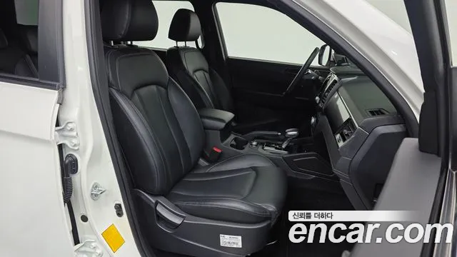 KG_Mobility_Ssangyong Rexton 2023 thumb 11