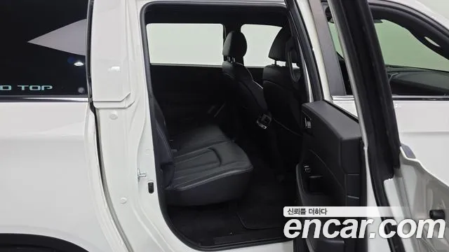 KG_Mobility_Ssangyong Rexton 2023 thumb 12