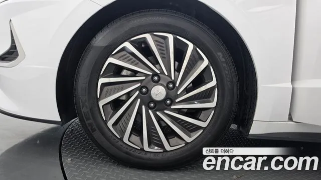 Hyundai Sonata 2023 thumb 5