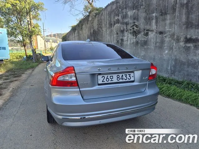 Volvo S80 2013 thumb 4