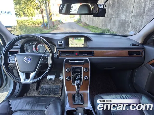 Volvo S80 2013 thumb 9