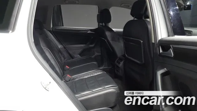 Volkswagen Tiguan 2020 thumb 12
