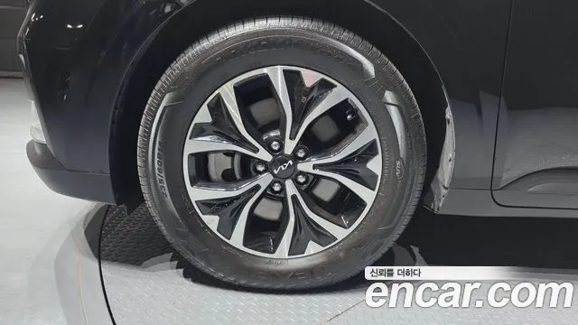 Kia Carnival 2022 thumb 5