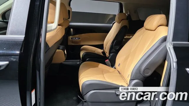 Kia Carnival 2022 thumb 12