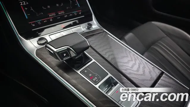 Audi A6 2022 thumb 9