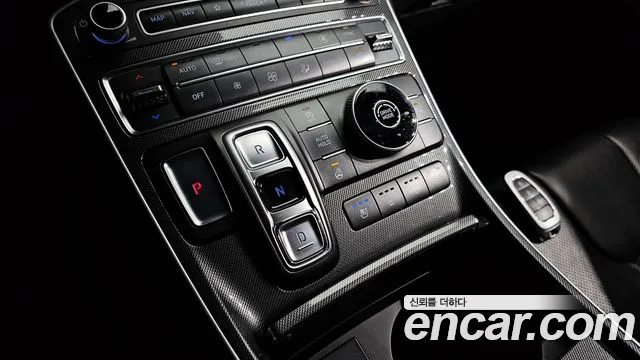 Hyundai Santa Fe 2020 thumb 9