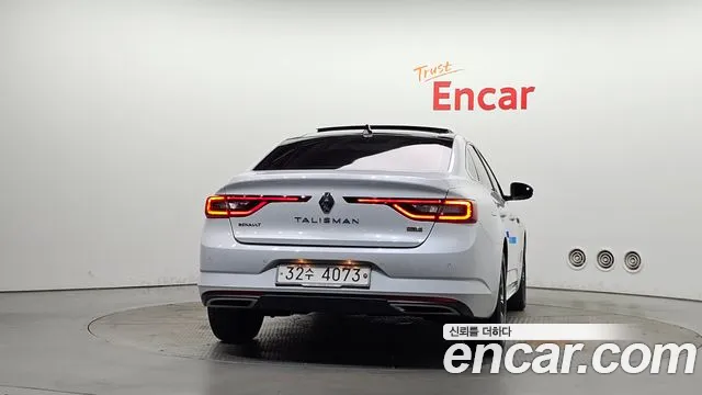 Renault-KoreaSamsung Megane 2016 thumb 4