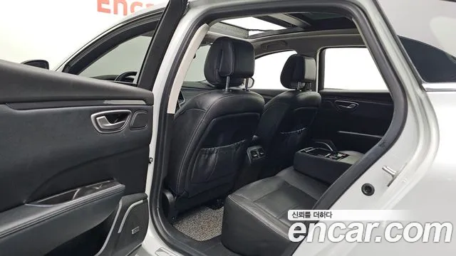 Renault-KoreaSamsung Megane 2016 thumb 11