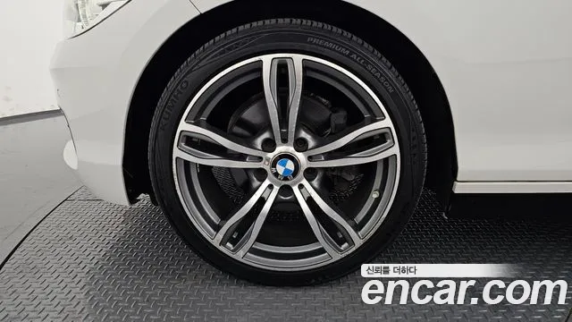 BMW 1-Series 2016 thumb 5