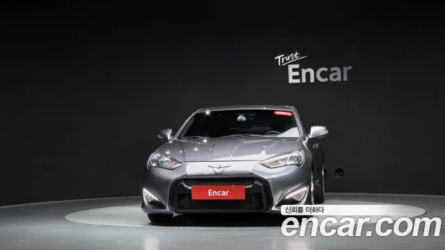 Hyundai Genesis 2015 thumb 2