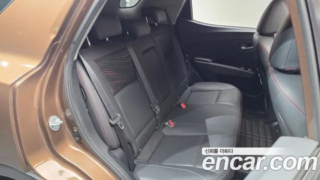 KG_Mobility_Ssangyong TIBOLI 2018 thumb 12