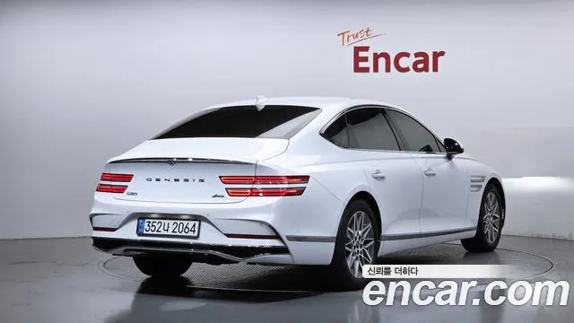 Genesis G80 2024 thumb 2