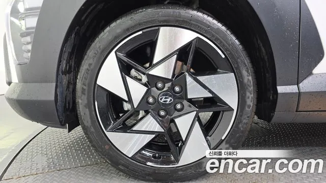 Hyundai Kona 2023 thumb 5