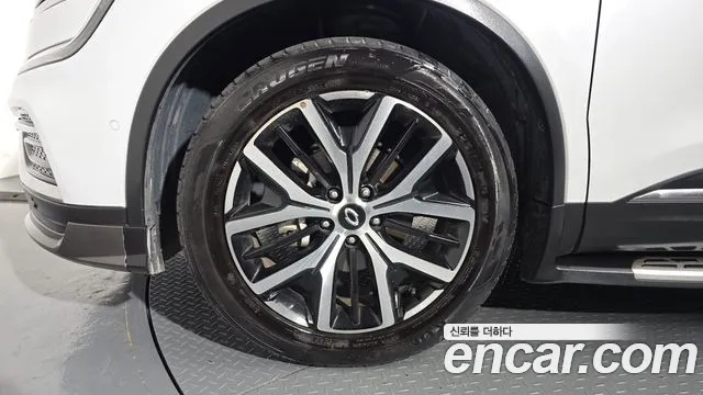 Renault-KoreaSamsung Koleos 2021 thumb 4