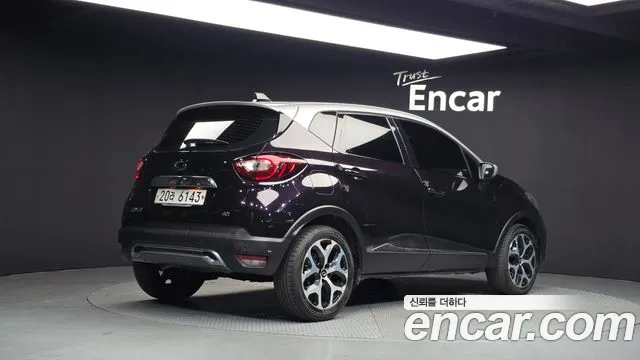 Renault-KoreaSamsung Captur 2018 thumb 2