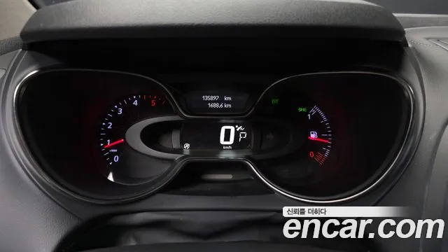 Renault-KoreaSamsung Captur 2018 thumb 8