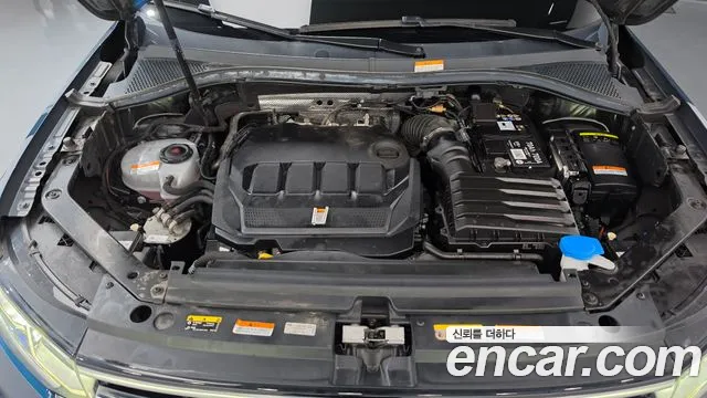 Volkswagen Tiguan 2021 thumb 6