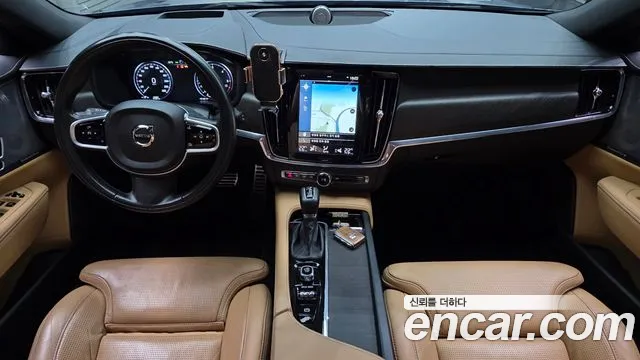 Volvo V90 2017 thumb 7