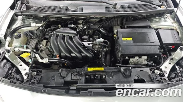Renault-KoreaSamsung Fluence 2015 thumb 6