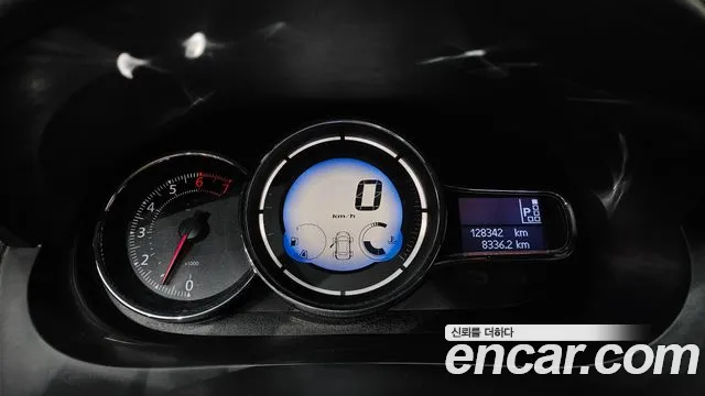 Renault-KoreaSamsung Fluence 2015 thumb 8