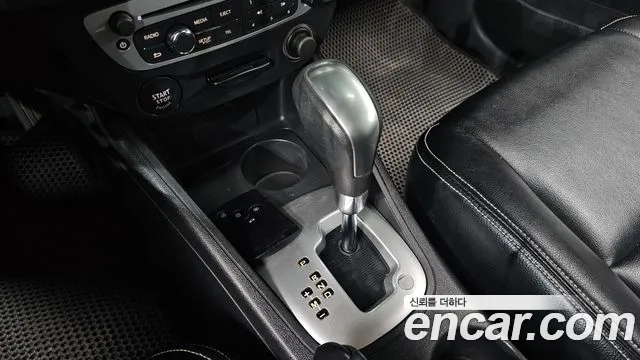 Renault-KoreaSamsung Fluence 2015 thumb 9