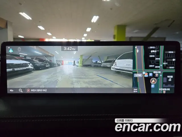 Genesis GV70 2023 thumb 10