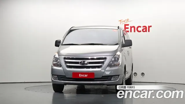 Hyundai Starex 2017 thumb 3
