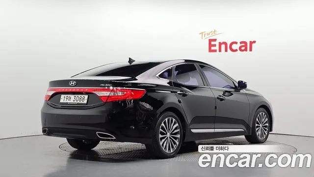 Hyundai Grandeur 2013 thumb 2