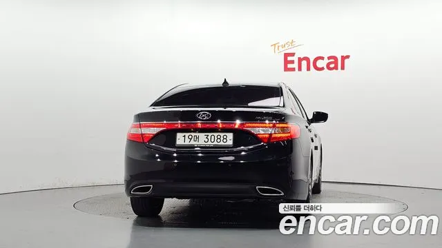Hyundai Grandeur 2013 thumb 4