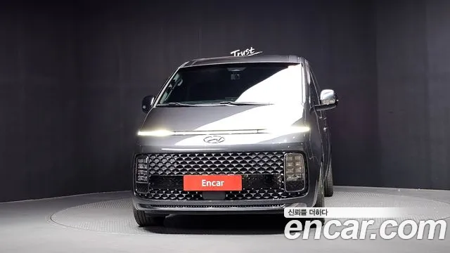 Hyundai Staria 2022 thumb 3