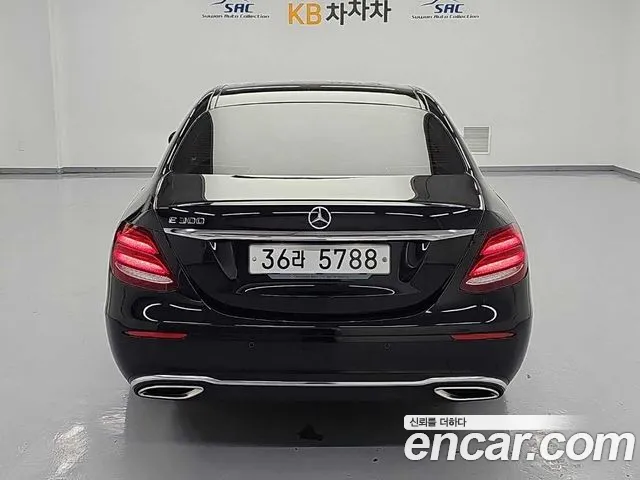 Mercedes-Benz E-Класс 2019 thumb 3