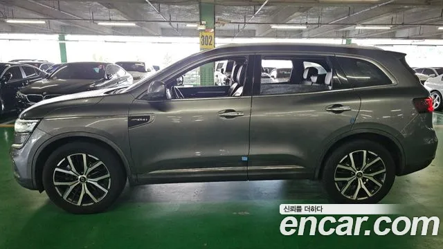 Renault-KoreaSamsung Koleos 2019 thumb 3