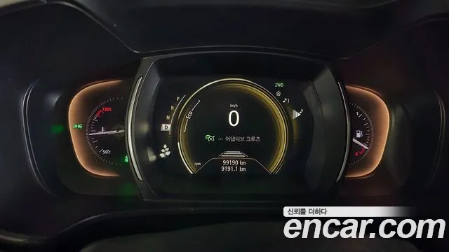 Renault-KoreaSamsung Koleos 2019 thumb 8