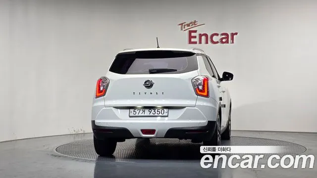 KG_Mobility_Ssangyong TIBOLI 2015 thumb 4