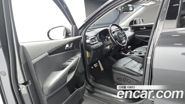 Kia Sorento 2016 thumb 10
