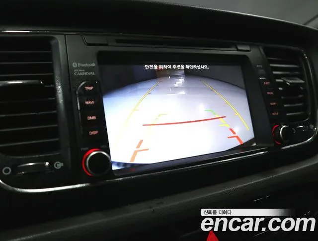 Kia Carnival 2018 thumb 7