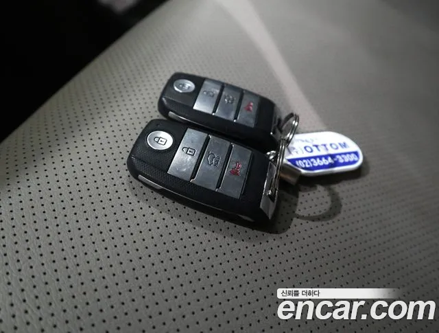 Kia Carnival 2018 thumb 8