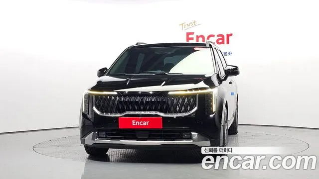 Kia Carnival 2023 thumb 2