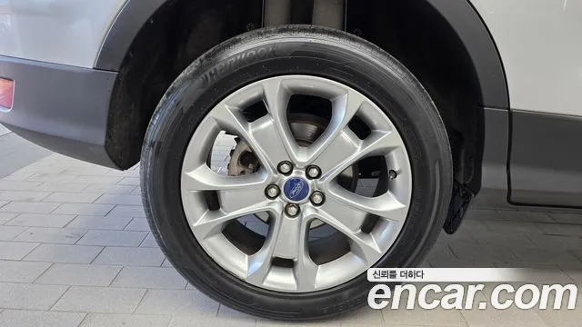 Ford Escape 2012 thumb 5