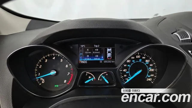 Ford Escape 2012 thumb 8