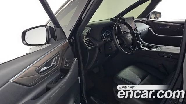 Toyota Alphard 2025 thumb 9