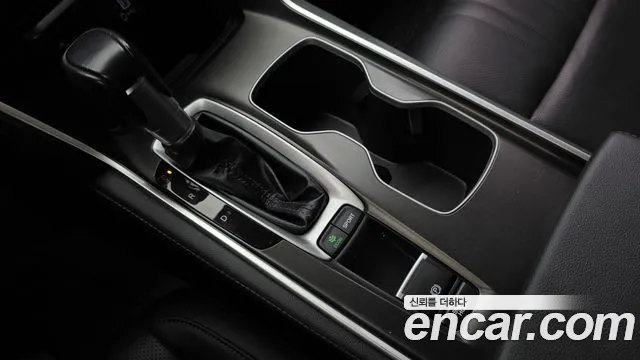 Honda Accord 2019 thumb 9