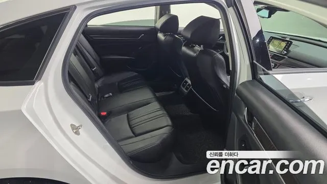 Honda Accord 2019 thumb 12