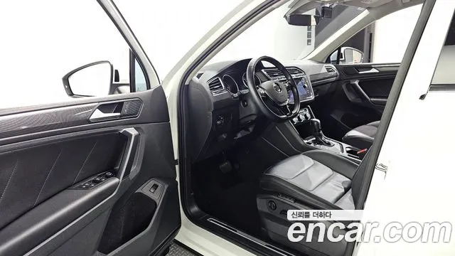 Volkswagen Tiguan 2020 thumb 10