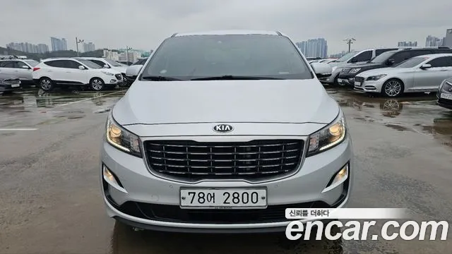 Kia Carnival 2019 thumb 12