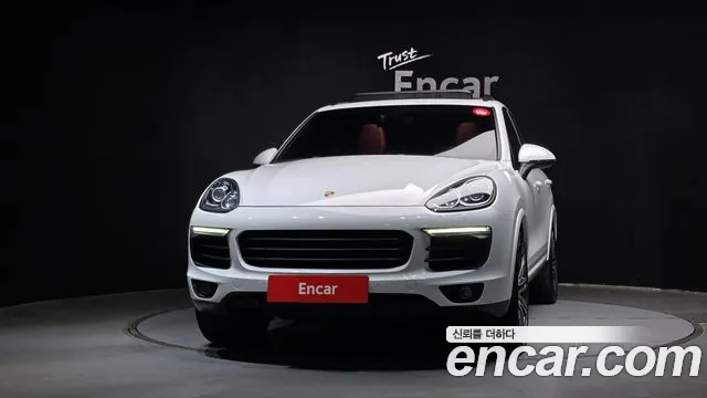 Porsche Cayenne 2017 thumb 3