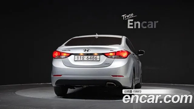 Hyundai Avante 2015 thumb 4