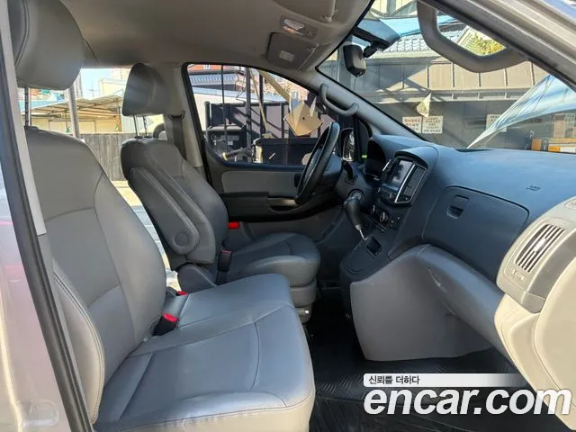 Hyundai Starex 2019 thumb 7