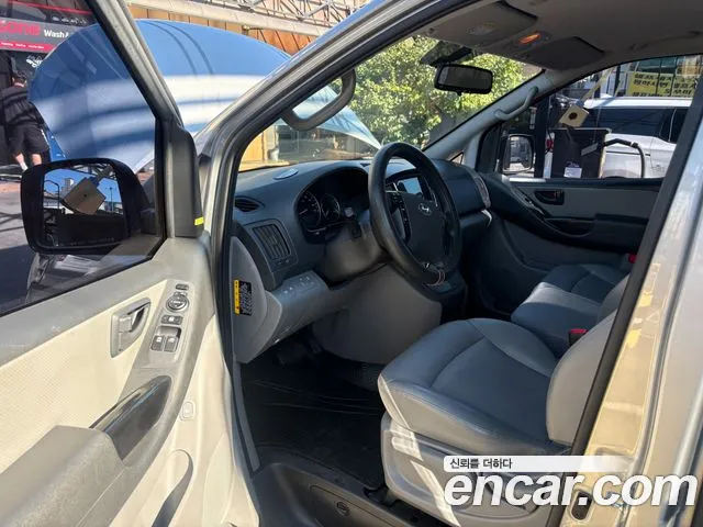 Hyundai Starex 2019 thumb 10