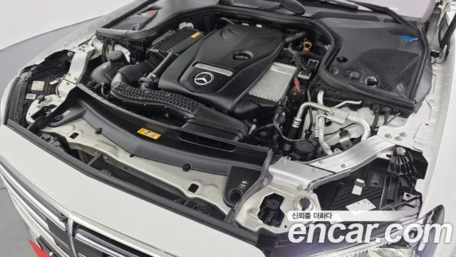 Mercedes-Benz E-Класс 2023 thumb 6